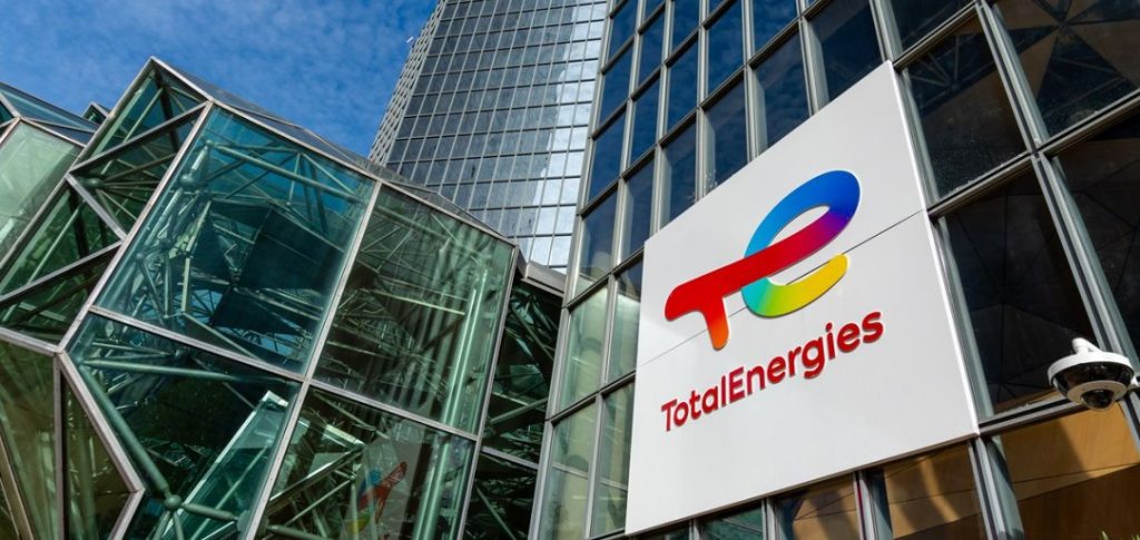 découvrez l'accord stratégique entre totalenergies et air products pour le développement de l'hydrogène vert, une initiative clé dans la transition énergétique et la réduction des émissions de carbone. explorez les enjeux et les perspectives de ce partenariat innovant !